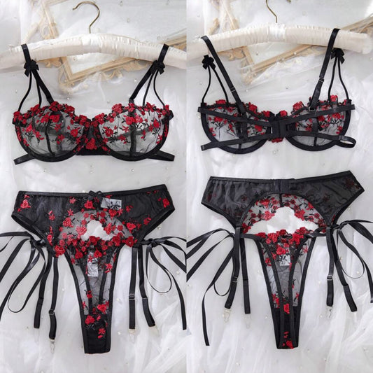 Conjunto Liguero Negro con Rojo S-M (no incluye medias ni ligas)