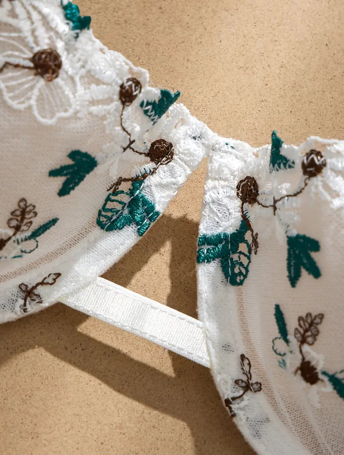 Conjunto Lencería Blanco Flores (S)