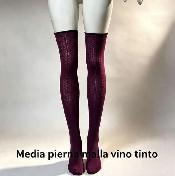 Media pierna vinotinto
